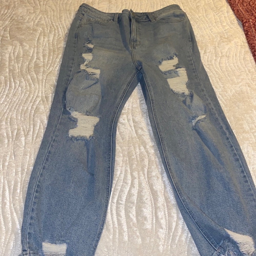 Fashion Nova Ripped Boyfriend Jeans Sz 15